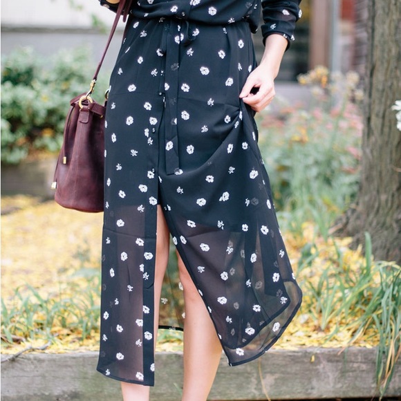 Lacadamie ditsy floral long sleeve shirt dress - Picture 4 of 6